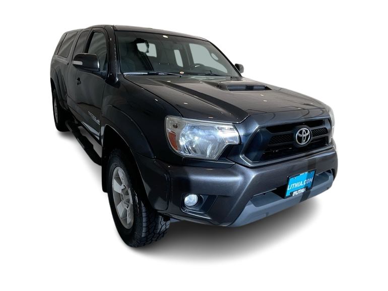 Thumbnail: 2013 Toyota Tacoma - 17