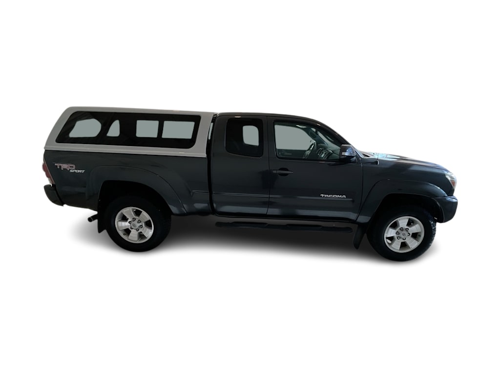 Thumbnail: 2013 Toyota Tacoma - 20
