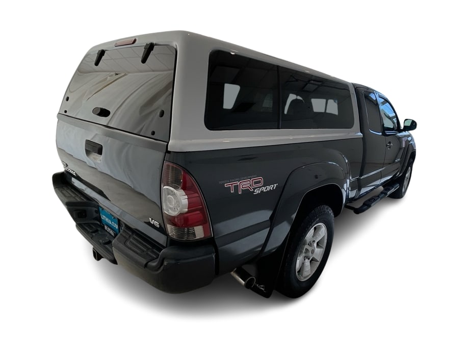 Thumbnail: 2013 Toyota Tacoma - 19
