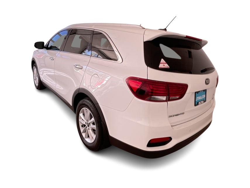 Thumbnail: 2020 Kia Sorento - 4