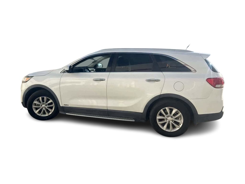 Thumbnail: 2016 Kia Sorento - 26