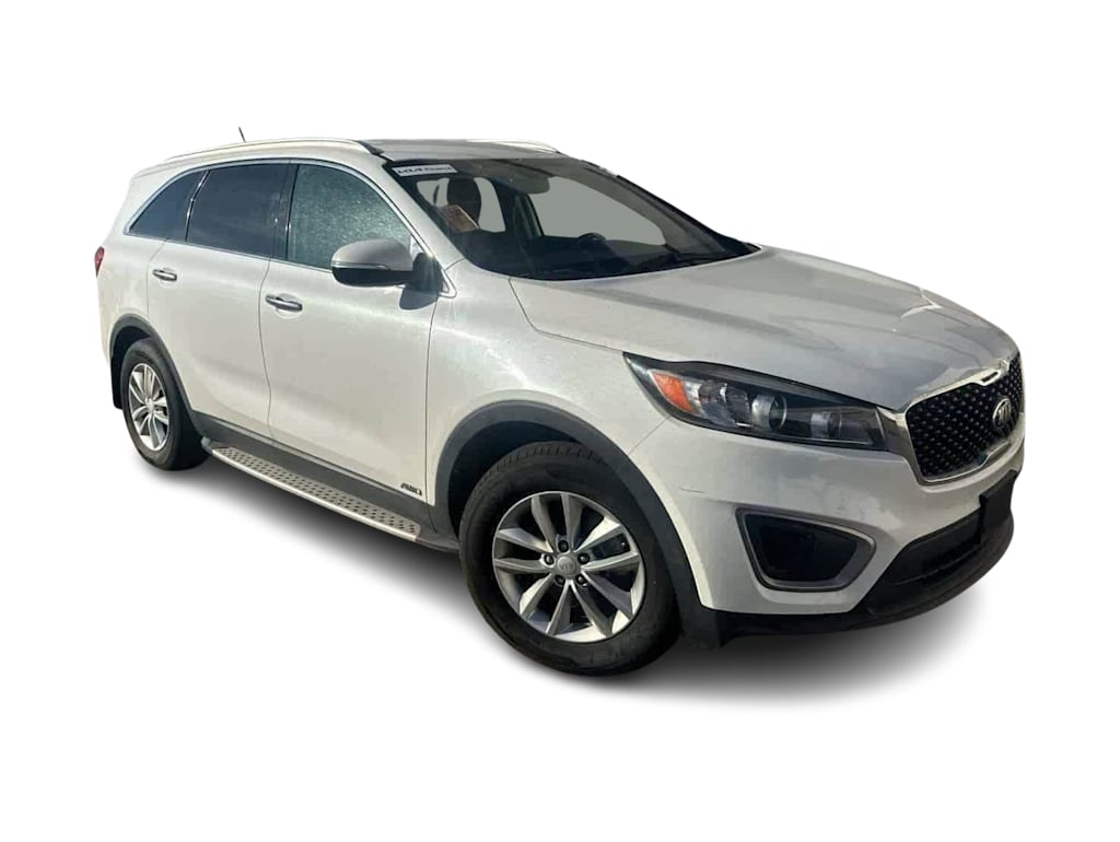 Thumbnail: 2016 Kia Sorento - 12