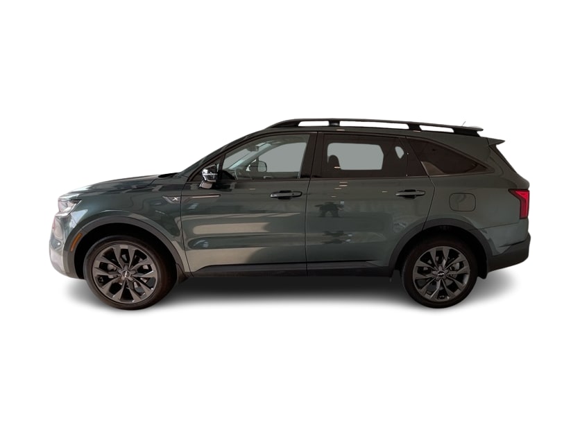 Thumbnail: 2023 Kia Sorento - 3