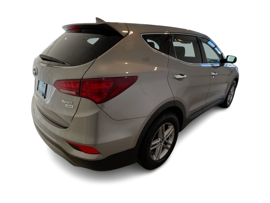 Thumbnail: 2017 Hyundai Santa Fe - 20