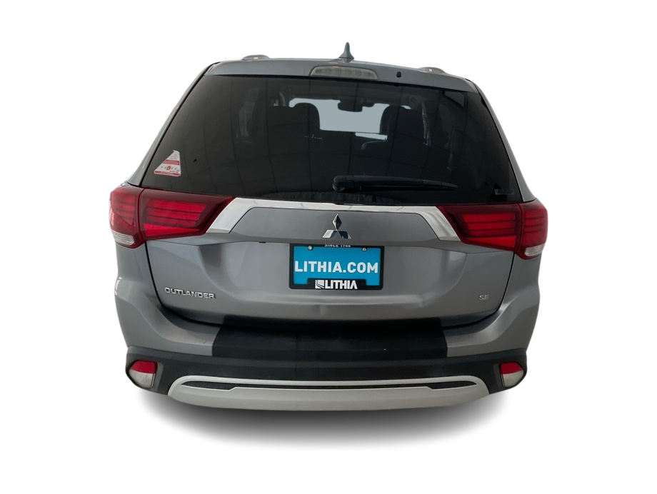 Thumbnail: 2020 Mitsubishi Outlander - 4