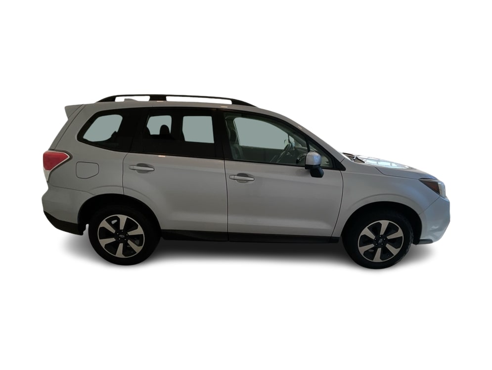 Thumbnail: 2017 Subaru Forester - 20