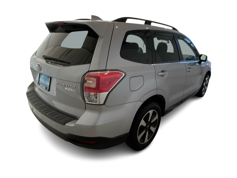Thumbnail: 2017 Subaru Forester - 19