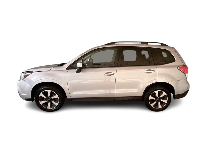 Thumbnail: 2017 Subaru Forester - 3