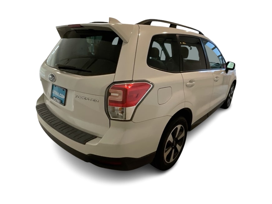 Thumbnail: 2018 Subaru Forester - 19