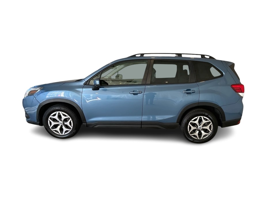 Thumbnail: 2022 Subaru Forester - 3