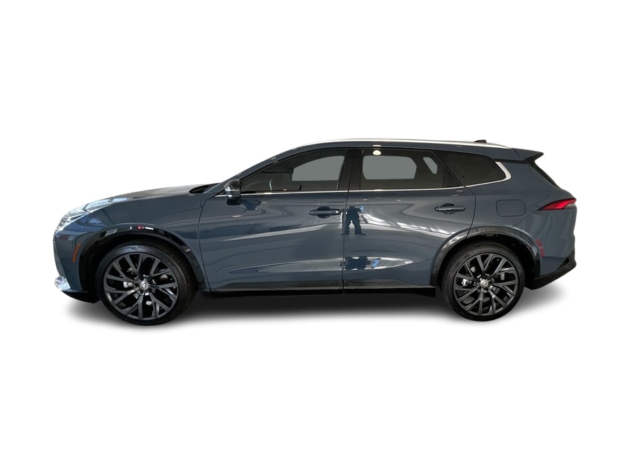 Thumbnail: 2025 Toyota Crown Signia - 3