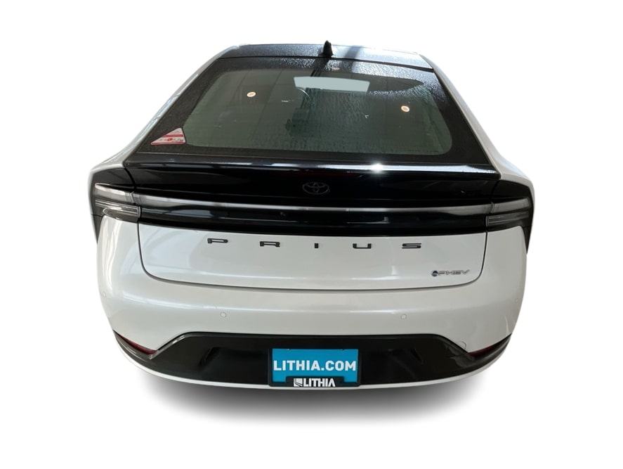 Thumbnail: 2026 Toyota Prius v - 17