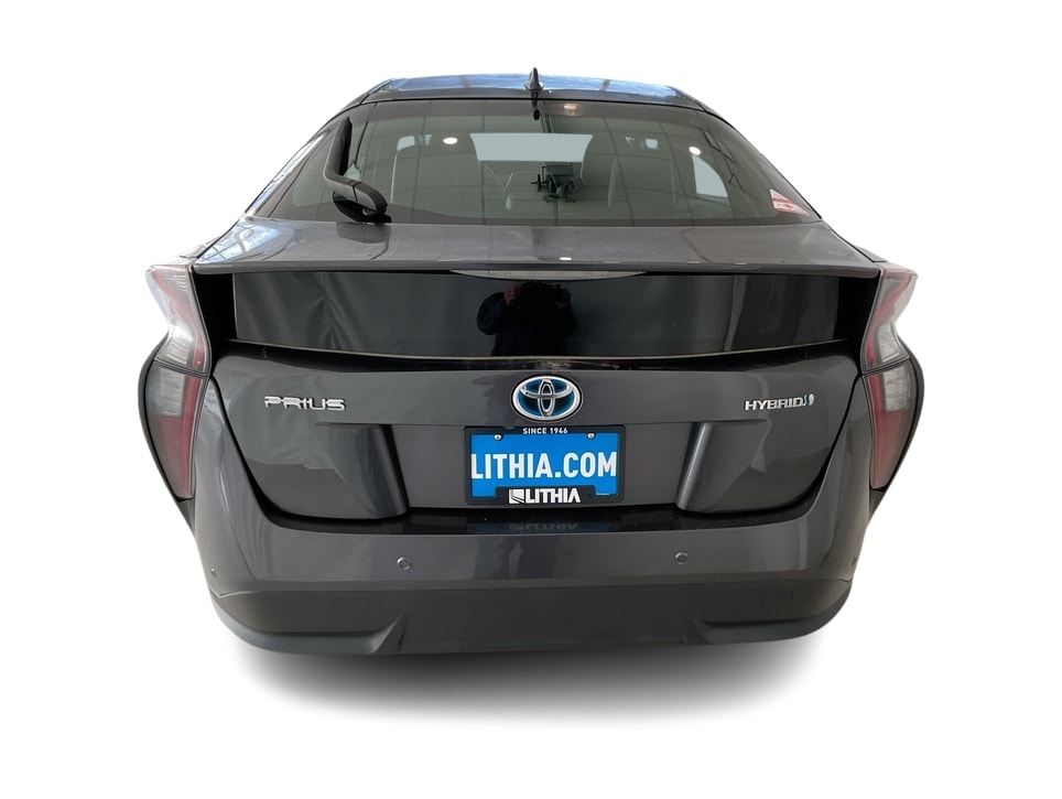 2017 Toyota Prius Three Touring 18