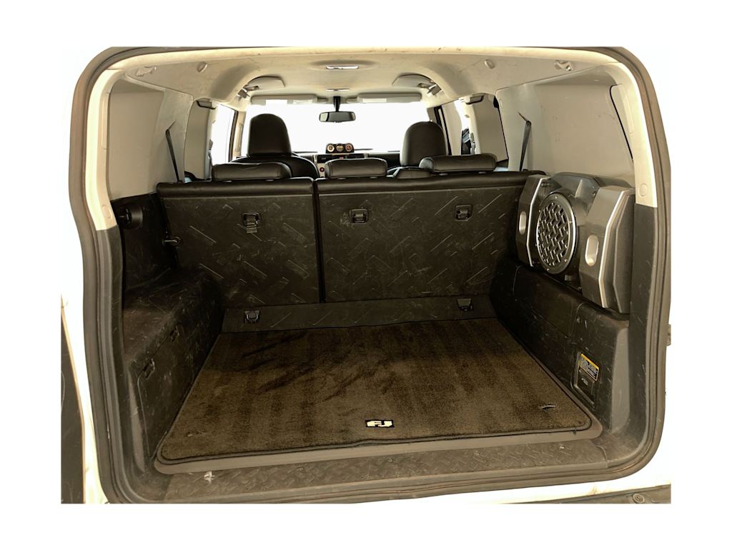 Thumbnail: 2010 Toyota FJ Cruiser - 13