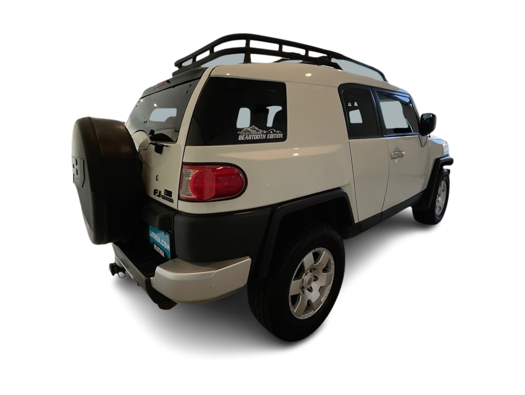 Thumbnail: 2010 Toyota FJ Cruiser - 19