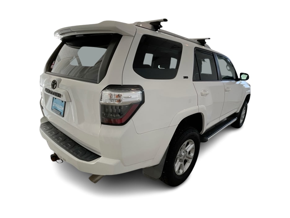 Thumbnail: 2016 Toyota 4Runner - 19