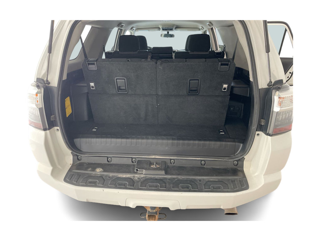 Thumbnail: 2016 Toyota 4Runner - 15