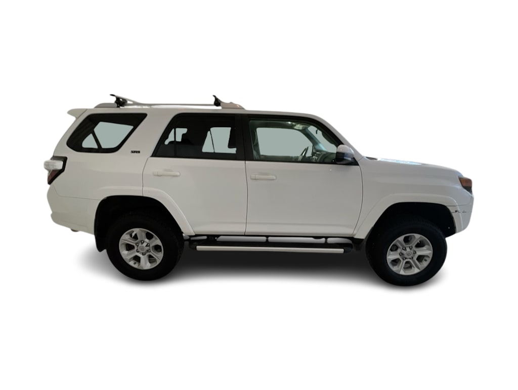 Thumbnail: 2016 Toyota 4Runner - 20