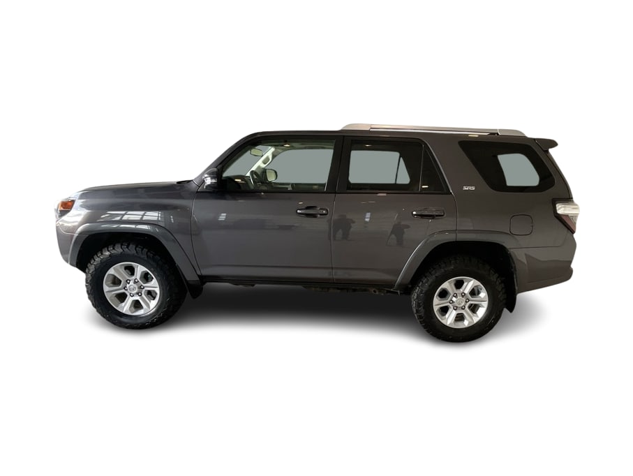 Thumbnail: 2018 Toyota 4Runner - 3