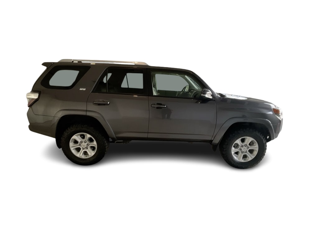 Thumbnail: 2018 Toyota 4Runner - 21