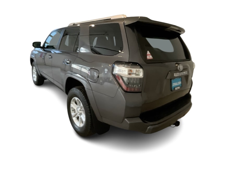 Thumbnail: 2014 Toyota 4Runner - 16