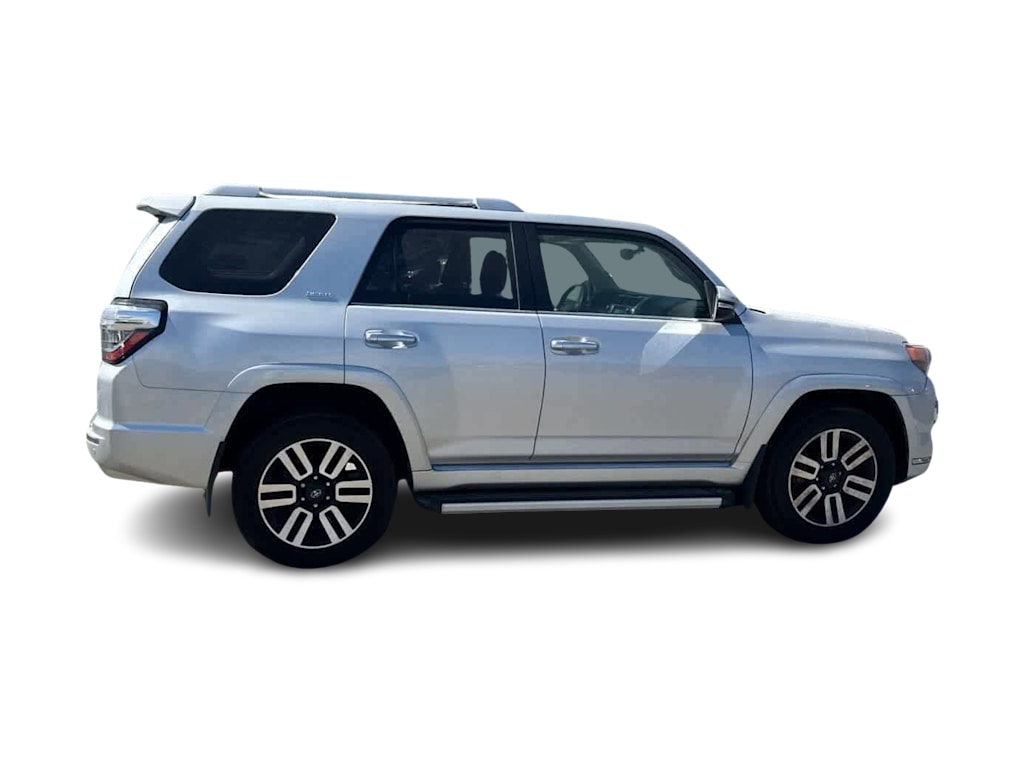 Thumbnail: 2018 Toyota 4Runner - 25