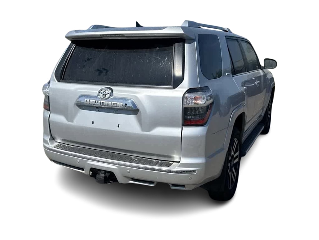 Thumbnail: 2018 Toyota 4Runner - 31