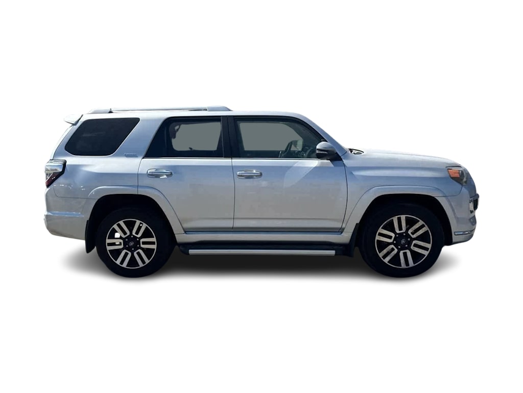 Thumbnail: 2018 Toyota 4Runner - 23