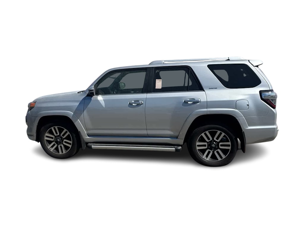 Thumbnail: 2018 Toyota 4Runner - 38