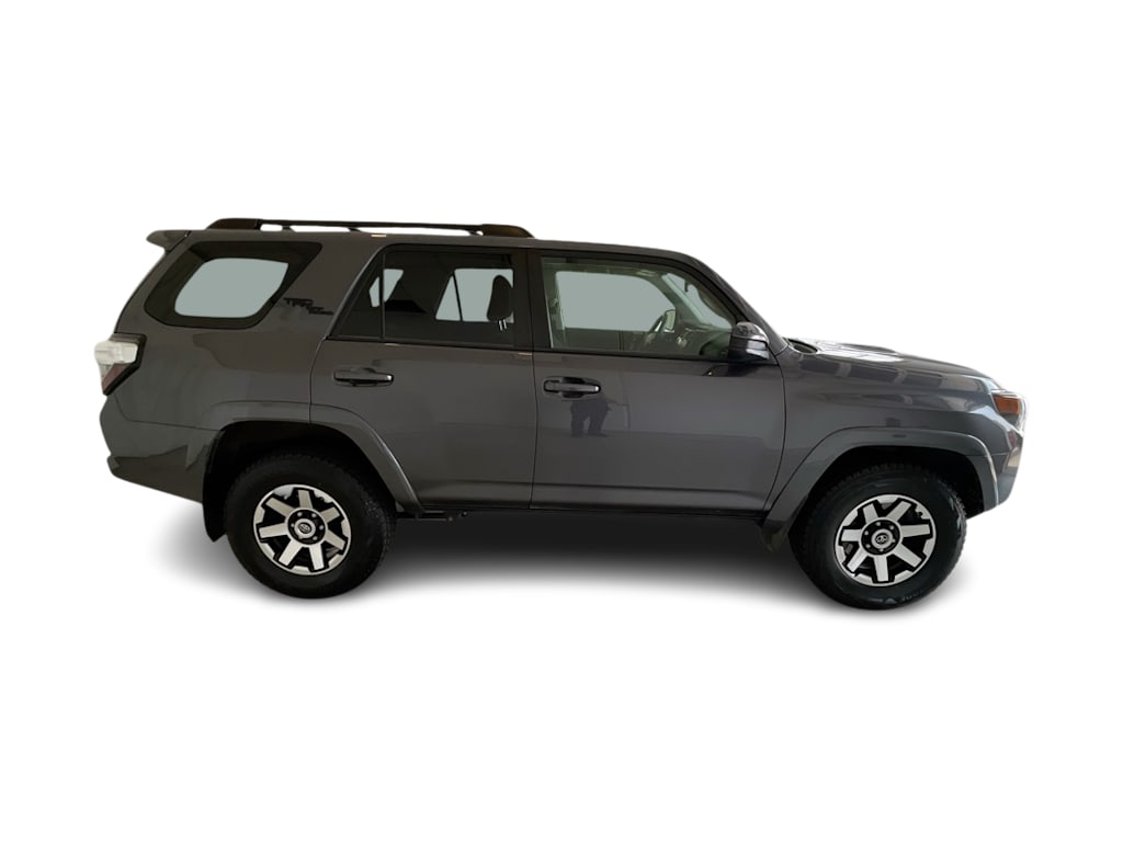 Thumbnail: 2021 Toyota 4Runner - 20
