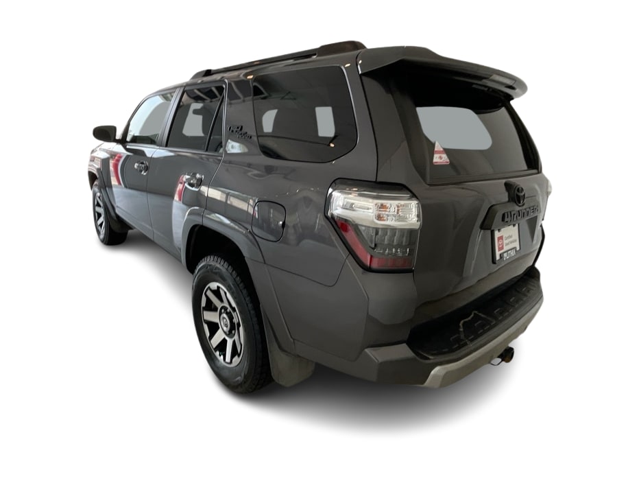 Thumbnail: 2021 Toyota 4Runner - 18