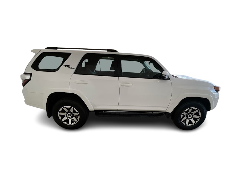 Thumbnail: 2023 Toyota 4Runner - 21