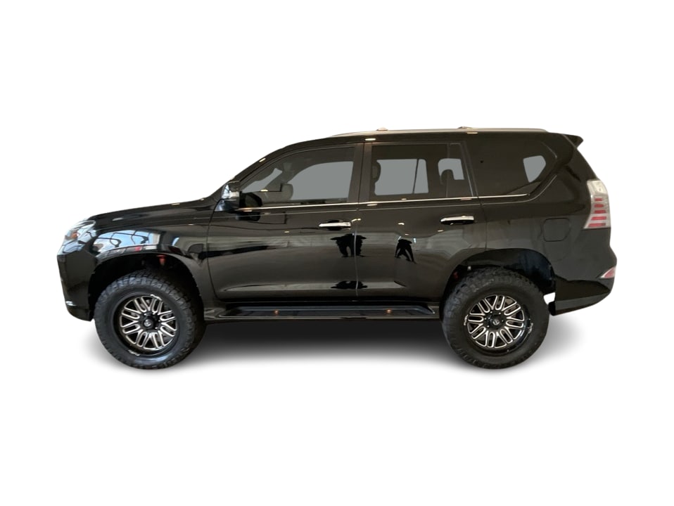 Thumbnail: 2021 Lexus GX - 3