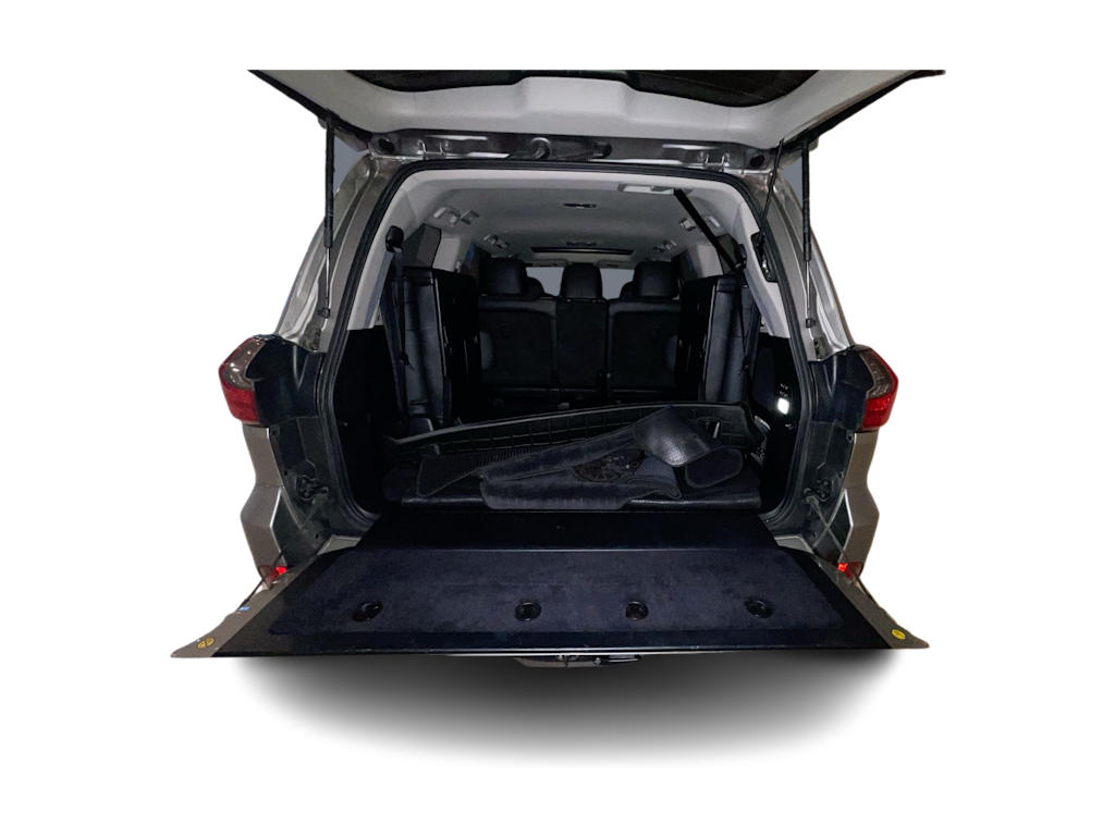 Thumbnail: 2017 Lexus LX - 14