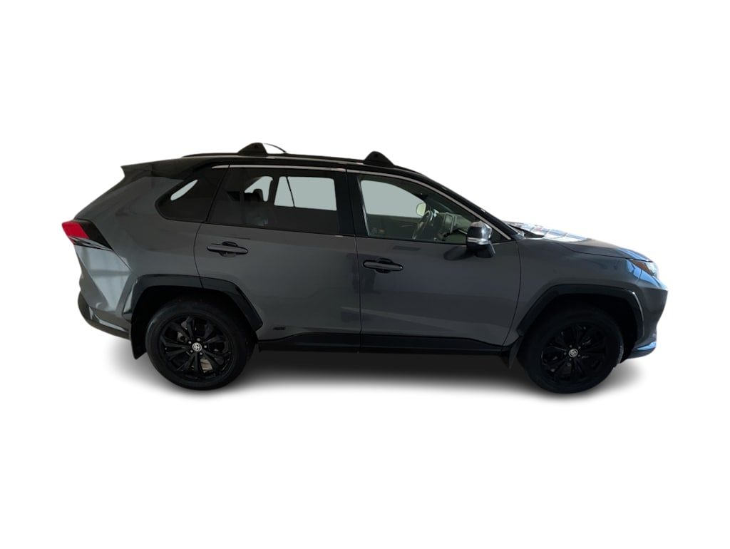 Thumbnail: 2022 Toyota RAV4 - 21