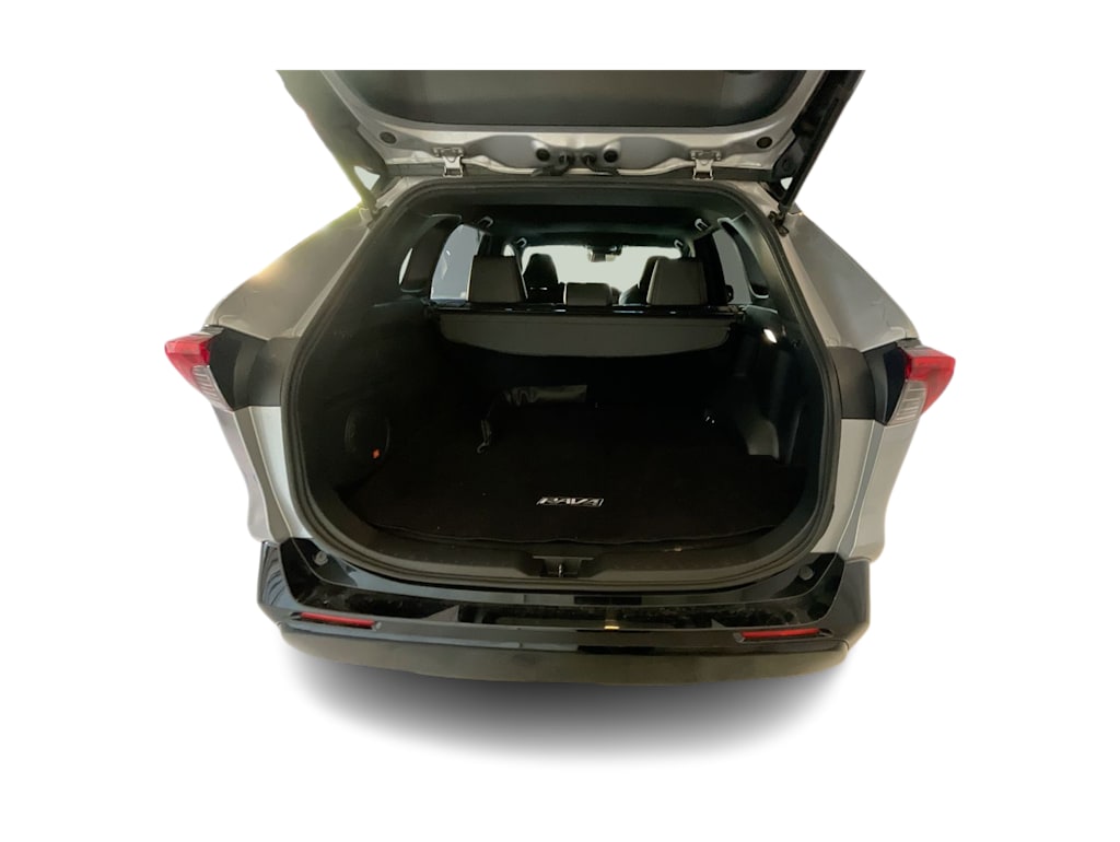 Thumbnail: 2023 Toyota RAV4 - 15