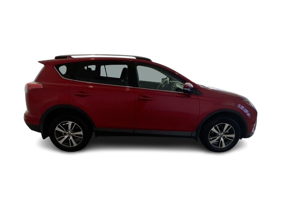 Thumbnail: 2017 Toyota RAV4 - 19