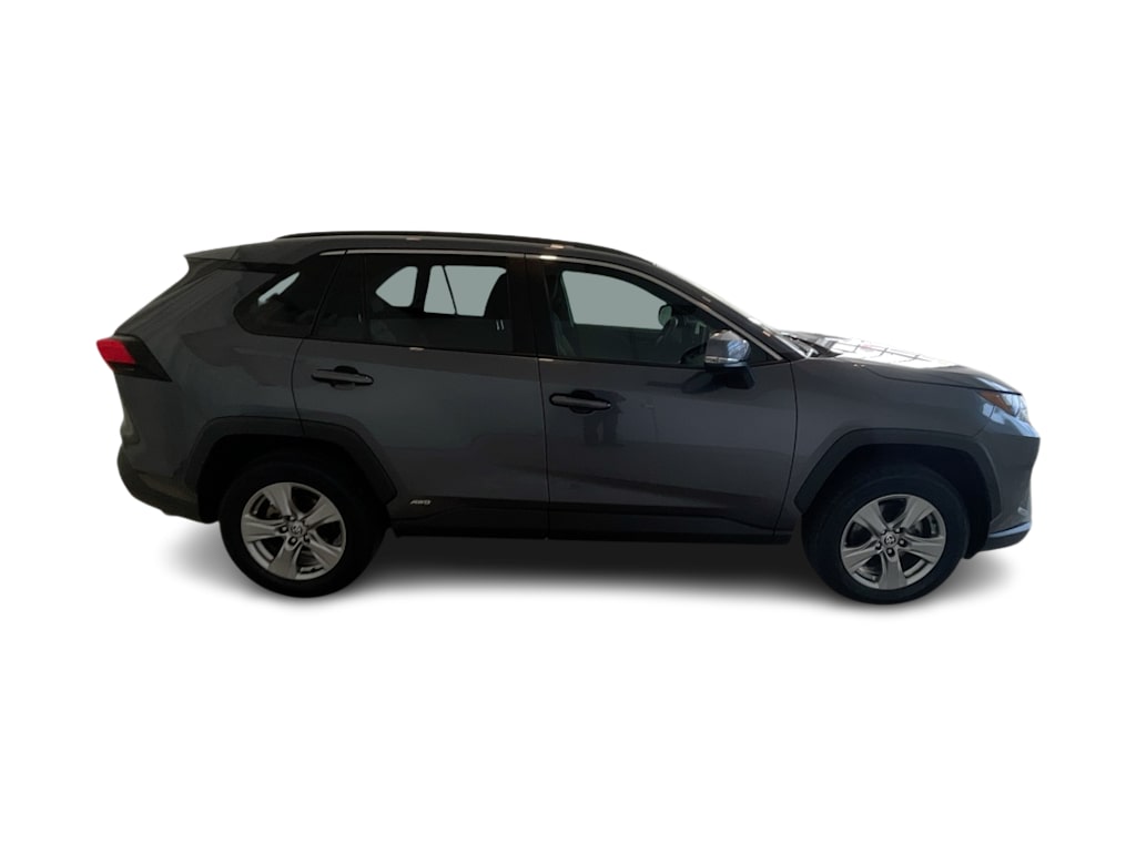 Thumbnail: 2023 Toyota RAV4 - 21