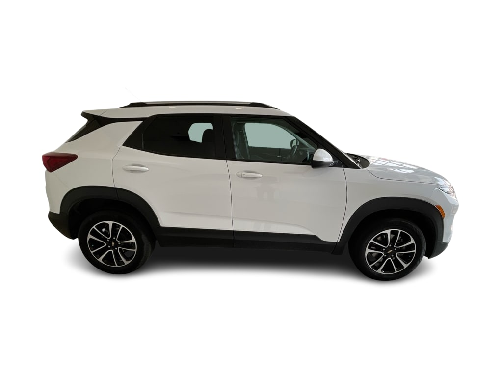 Thumbnail: 2025 Chevrolet TrailBlazer - 21