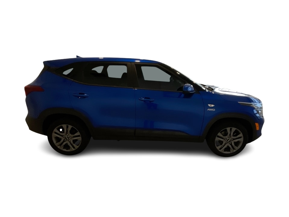 Thumbnail: 2023 Kia Seltos - 20