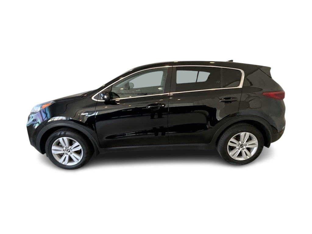 Thumbnail: 2020 Kia Sportage - 3