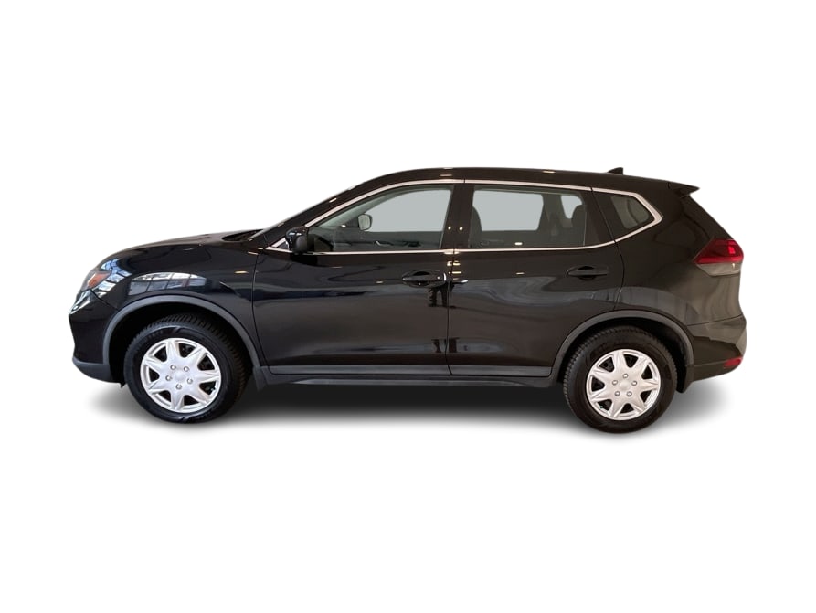 Thumbnail: 2017 Nissan Rogue - 3