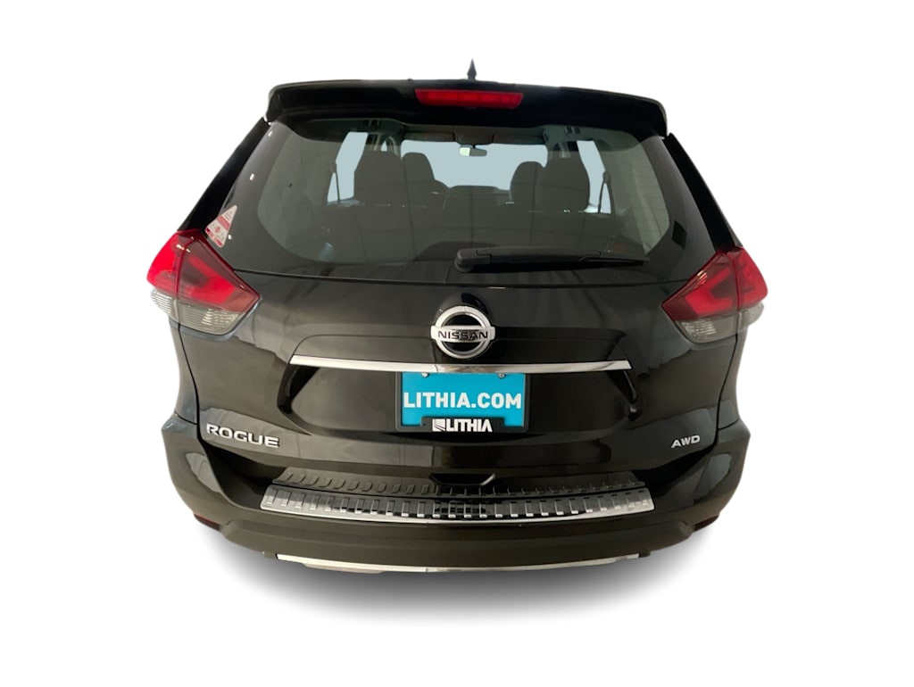 Thumbnail: 2017 Nissan Rogue - 4