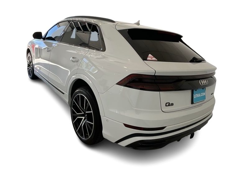 Thumbnail: 2020 Audi Q8 - 19