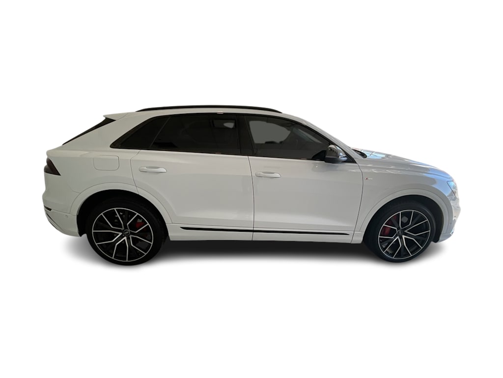 Thumbnail: 2020 Audi Q8 - 21