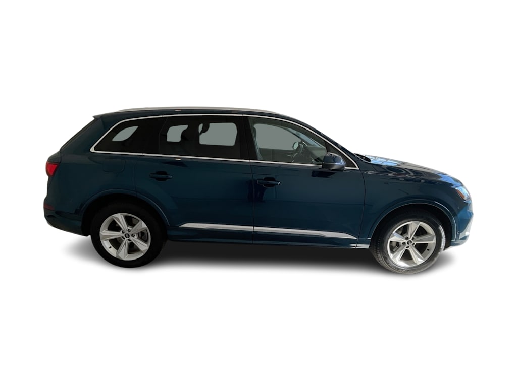 Thumbnail: 2021 Audi Q7 - 21