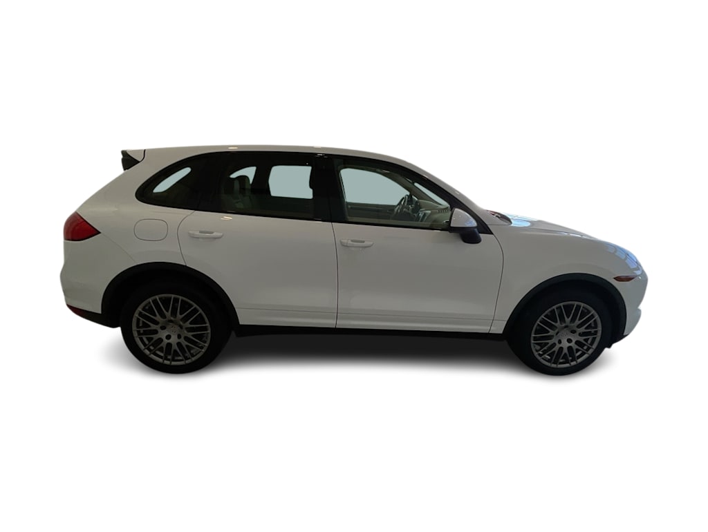 Thumbnail: 2013 Porsche Cayenne - 20