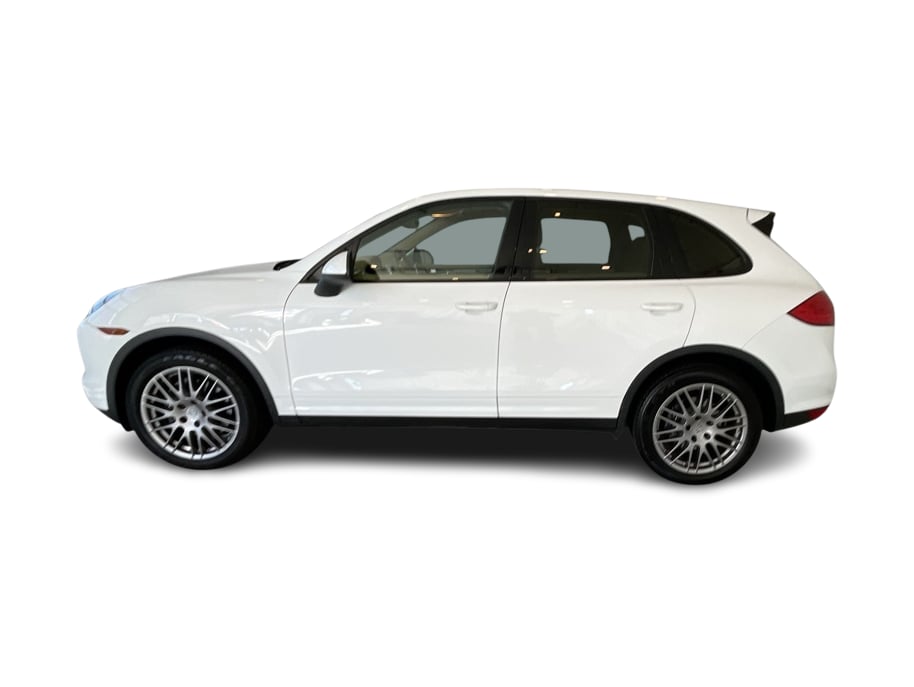 Thumbnail: 2013 Porsche Cayenne - 3