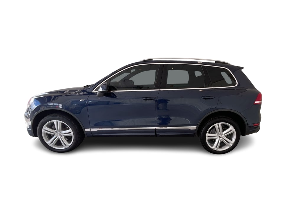 Thumbnail: 2014 Volkswagen Touareg - 3
