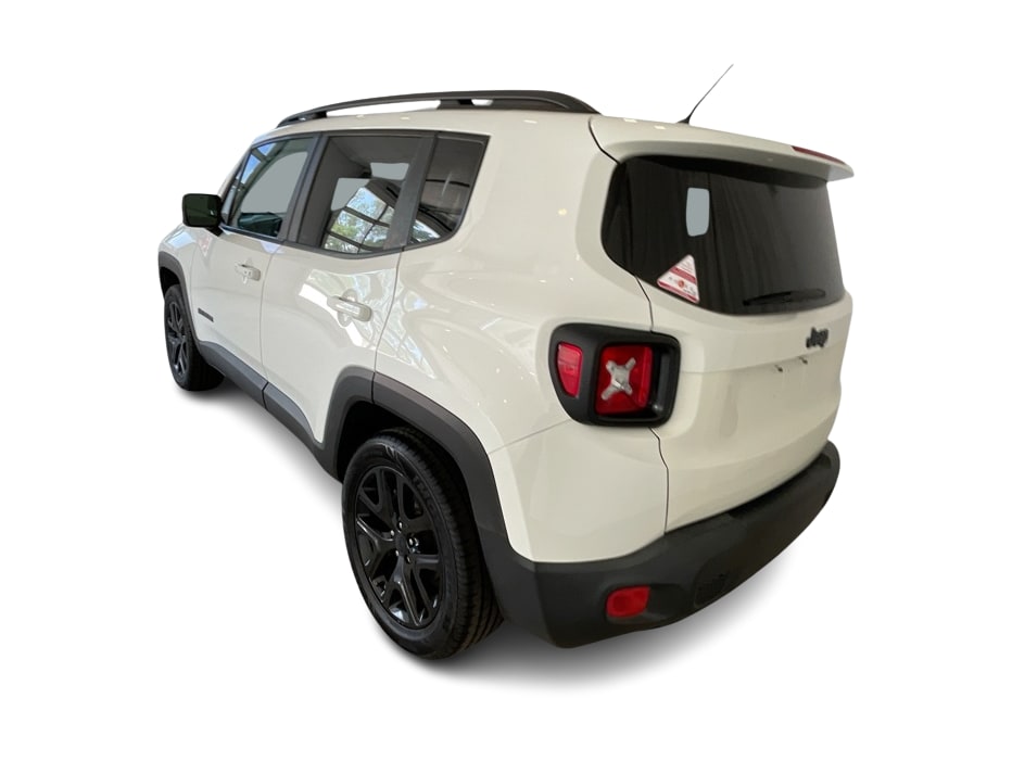 Thumbnail: 2017 Jeep Renegade - 4
